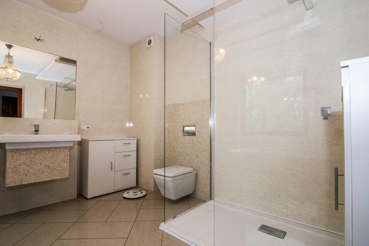 Apartamenty Hierowskiego 60G Katowice Kültér fotó