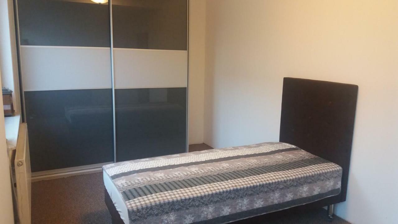 Apartamenty Hierowskiego 60G Katowice Kültér fotó